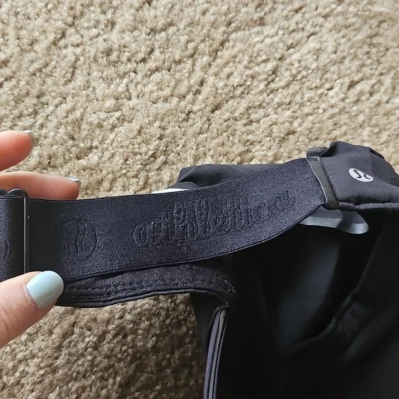 lululemon athletica Black Hat - Picture 5 of 5